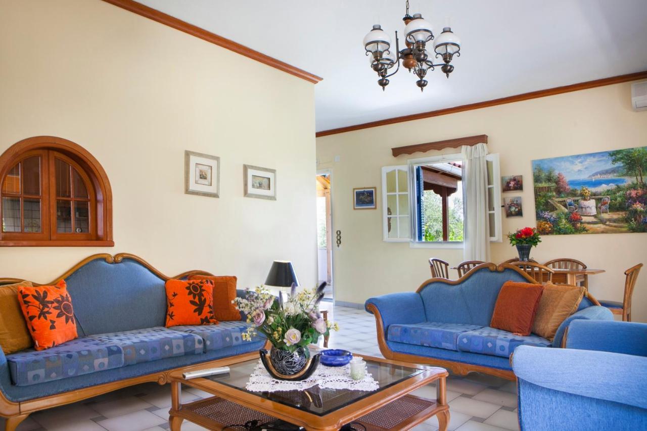 Tzivras Villa & Apartments Lassi  Dış mekan fotoğraf