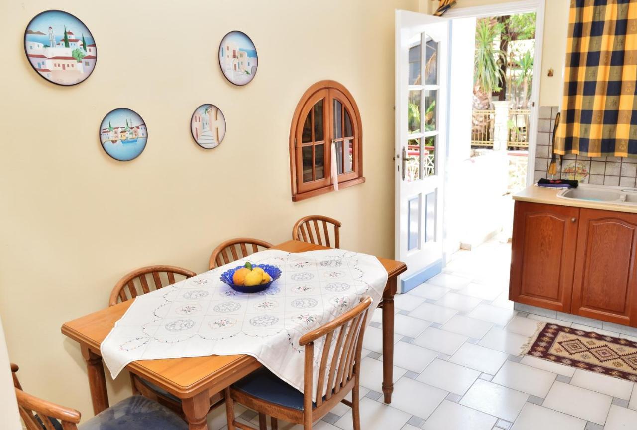 Tzivras Villa & Apartments Lassi  Dış mekan fotoğraf