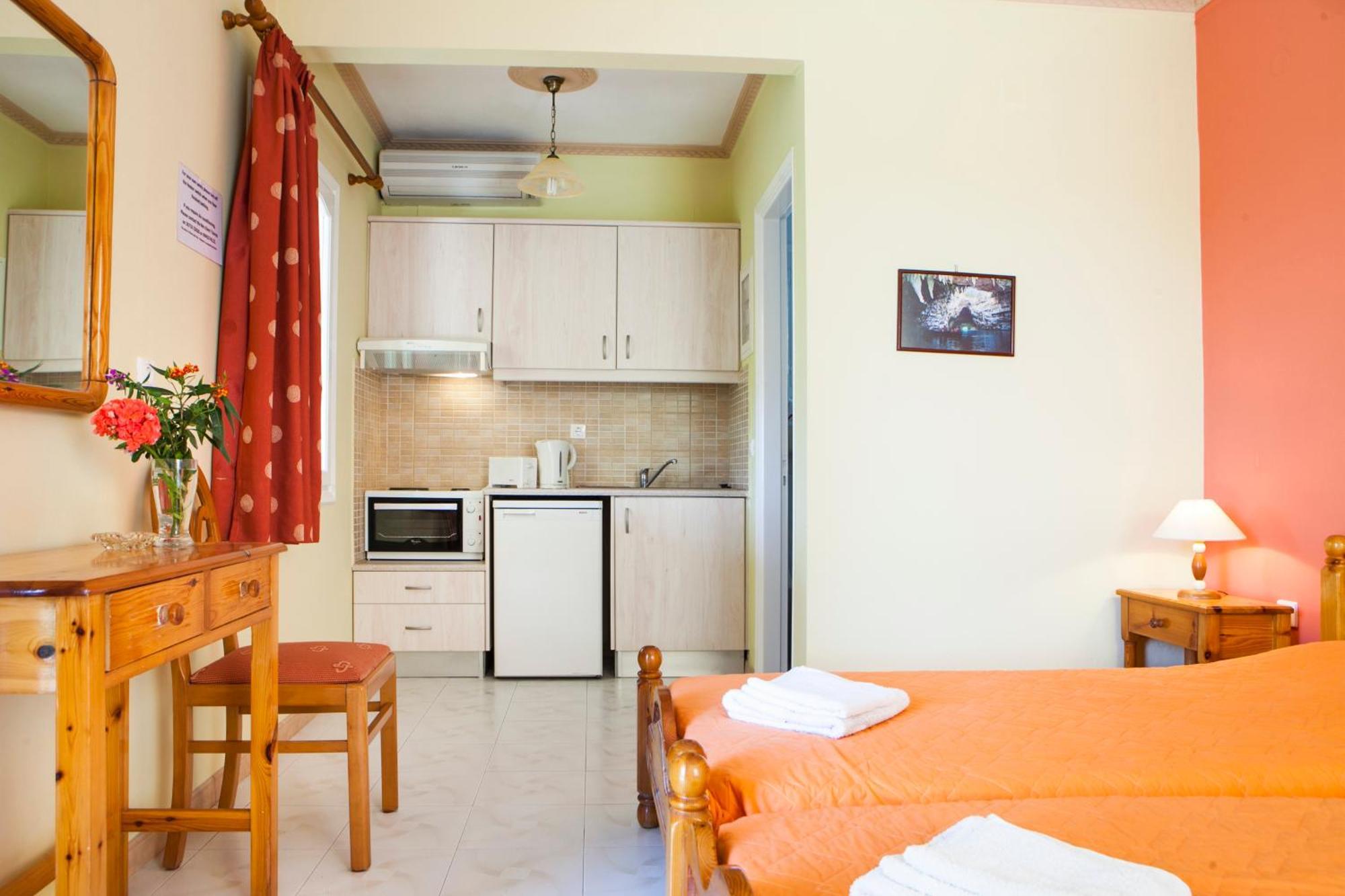 Tzivras Villa & Apartments Lassi  Oda fotoğraf