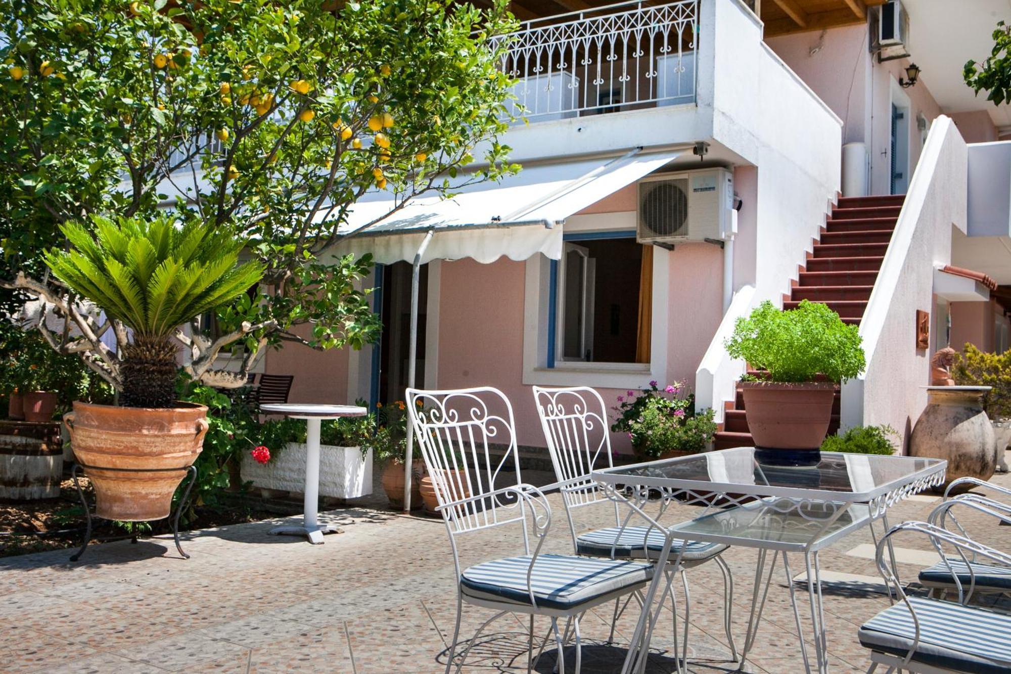Tzivras Villa & Apartments Lassi  Oda fotoğraf