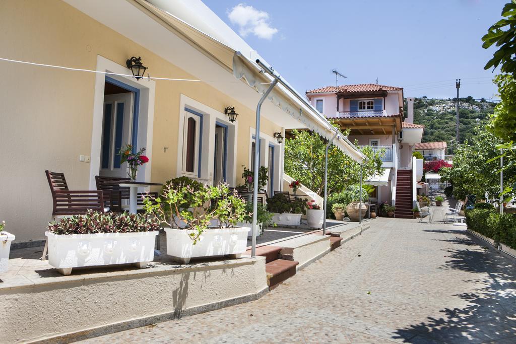 Tzivras Villa & Apartments Lassi  Dış mekan fotoğraf